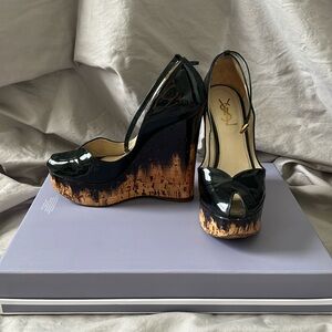 [YSL] *RARE* black ombre wedges - size 8